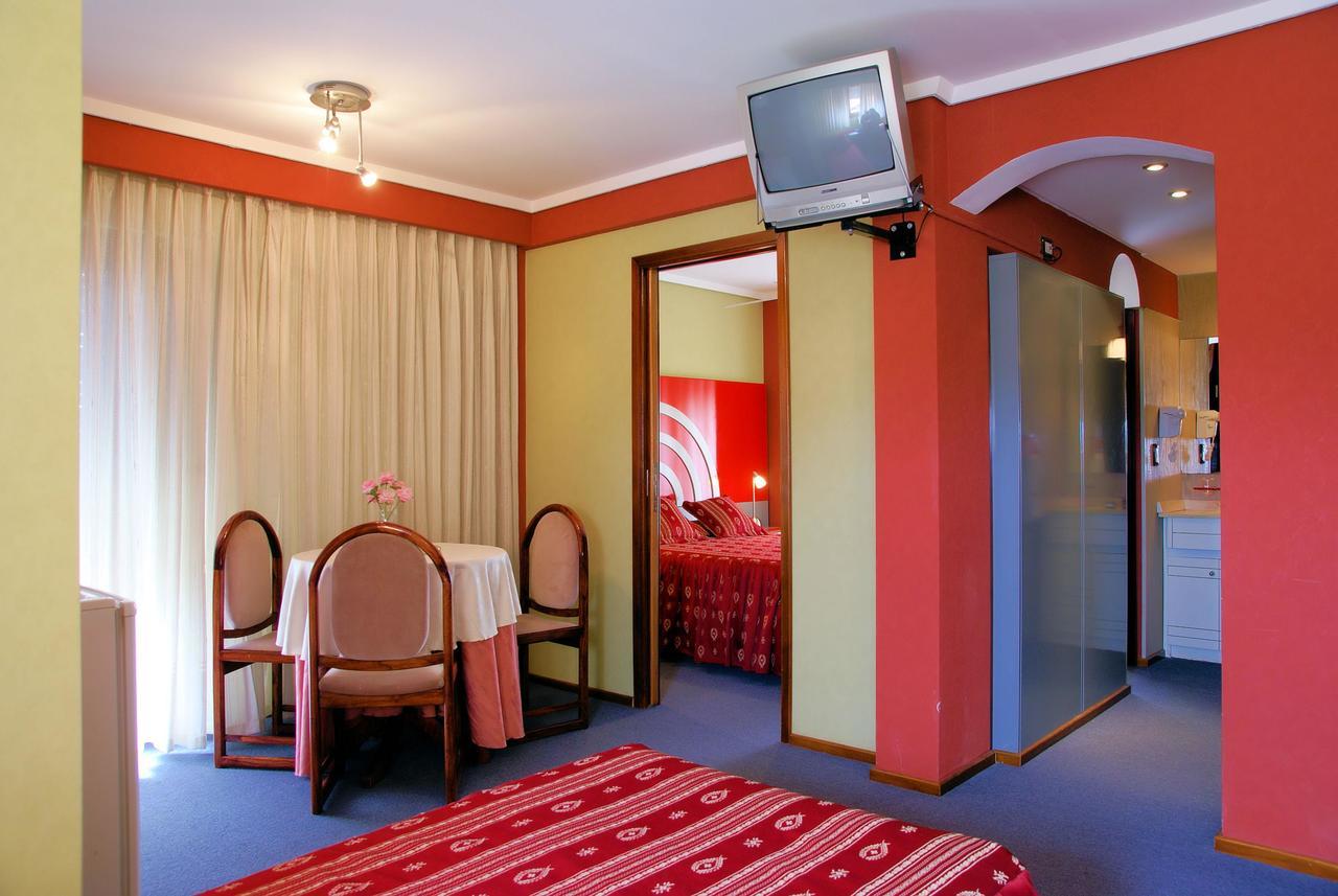 Hotel Gran International Villa Gesell Exterior photo